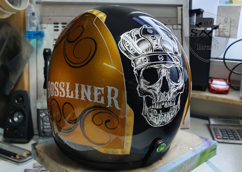 Airbrush-Helm-Bossliner