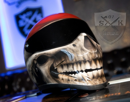 Bandyt-Crystal-airbrush-skull-helm-20234