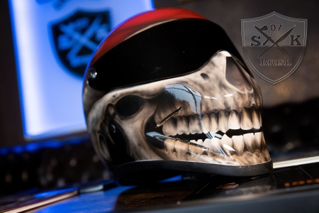Bandyt-Crystal-airbrush-skull-helm-20235