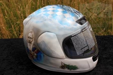 Soumy-Airbrush-Helmet-Bayern-1