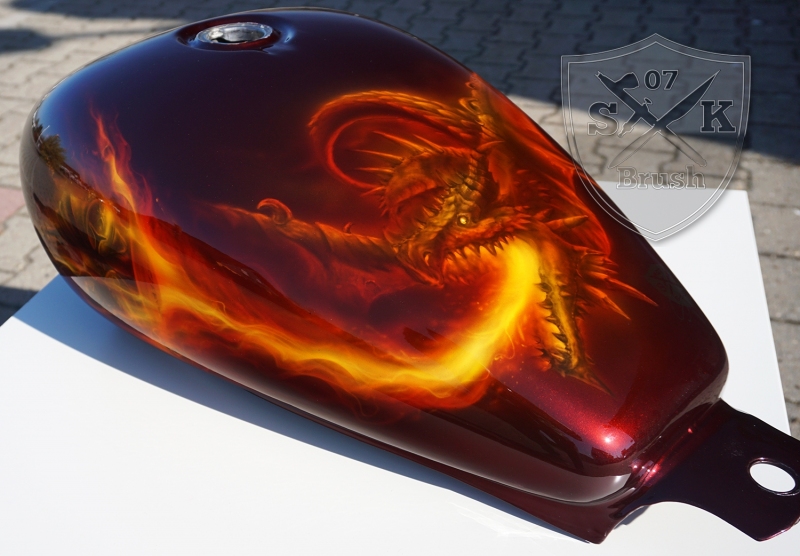 Harley-Davidson-Airbrush-Dragon-Fire6
