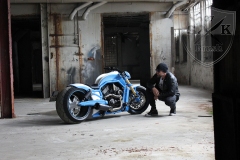 Harley-Davidson-V-Rod-Custompaint-Iceman19