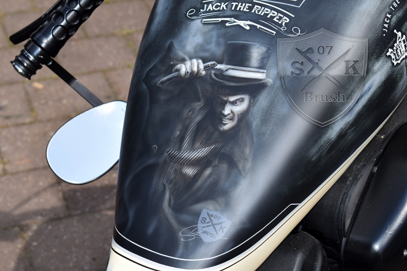 Jack-the-Ripper-Airbrush-Custombike6