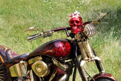 Harley-Davidson-Airbrush-Custompaint-Schwarze-Ritter12